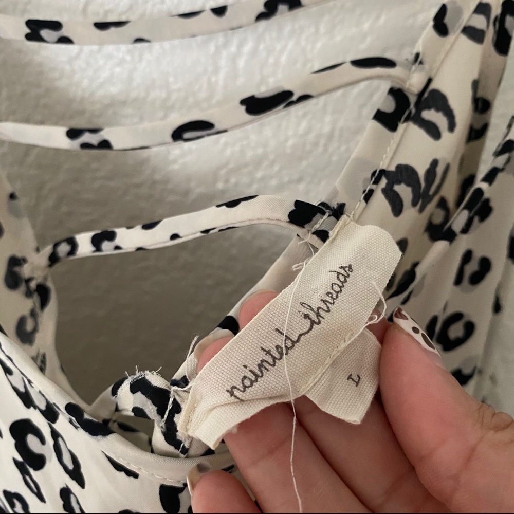 Leopard Detailing String Blouse - Picture 3 of 5